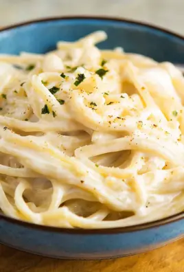 10-Minute Cream Cheese Pasta