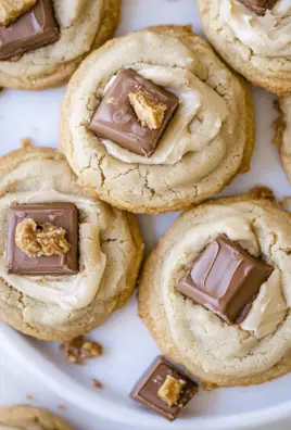 Crumbl Snickers Peanut Butter Cookies