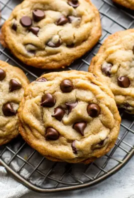 Easy Chocolate Chip Cookies